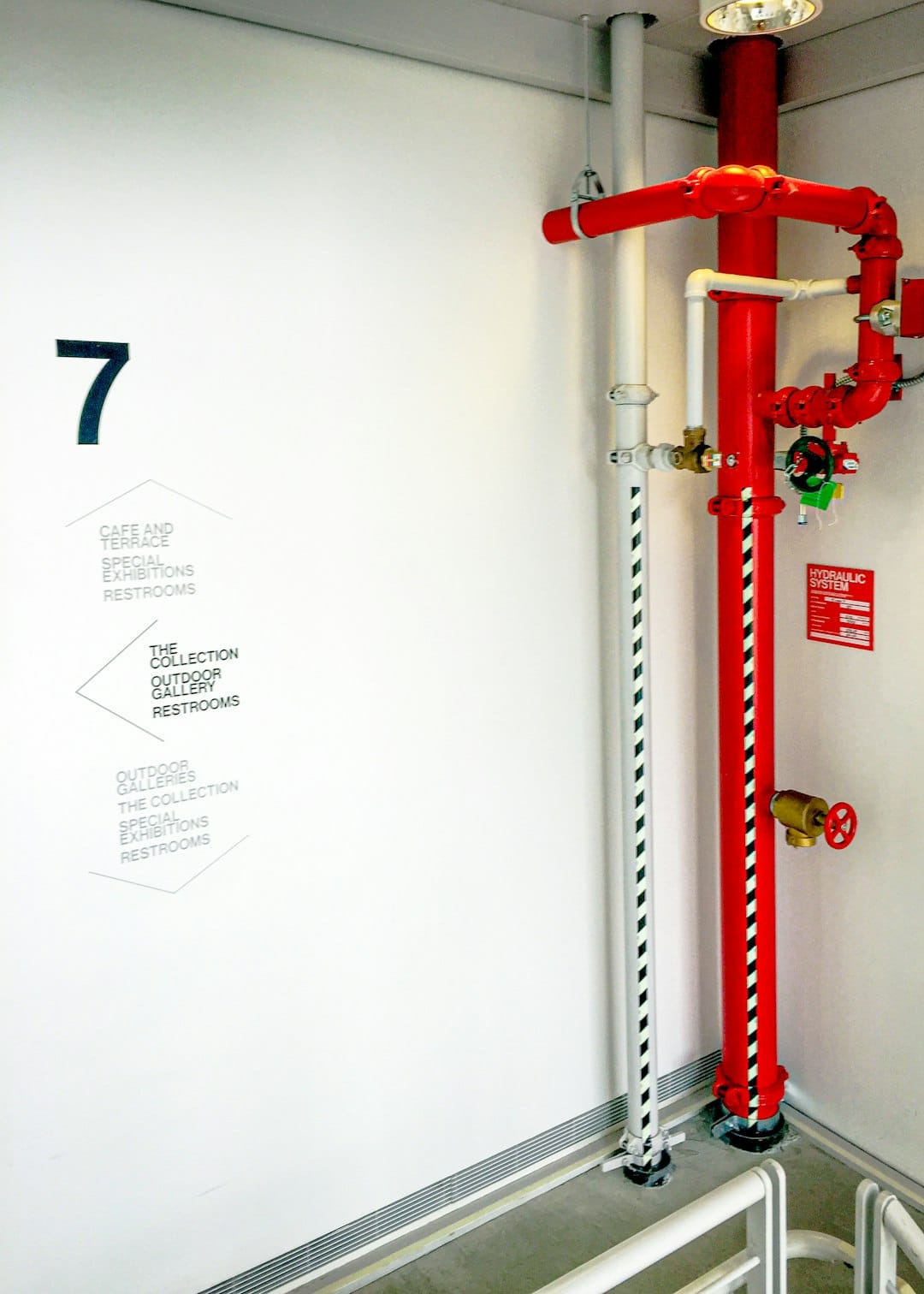 red-and-white-metal-pipe-x1-smovvxgs